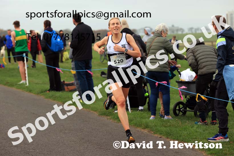 Senior Mens and Womens 2024 Heaton Memorial 10k Road Race, Newcastle Town Moor, Newcastle.   Photo: David T. Hewitson/Sports for All Pics